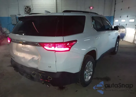 2021 Chevrolet Traverse Awd Lt Cloth z USA, uszkodzony, nr VIN 1GNEVGKW3MJ256352